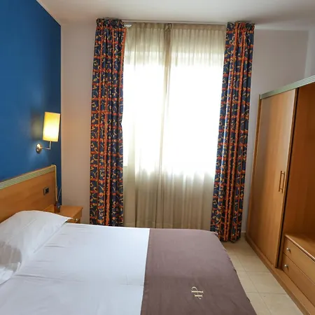 Palace Hotel Due Ponti-3